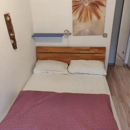 Charming In A Location With Perfect Connectivity Munique