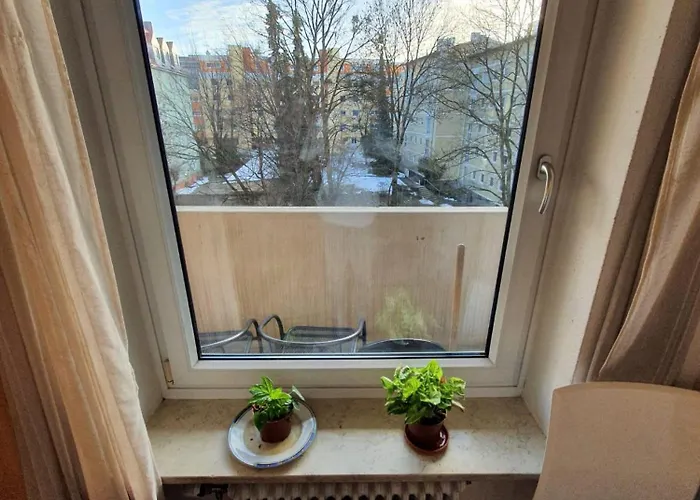 Charming In A Location With Perfect Connectivity منزل للإقامة *