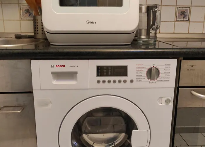 Charming In A Location With Perfect Connectivity منزل للإقامة *